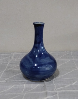 ①李朝瑠璃釉小瓶２