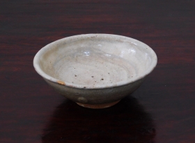 ⑦李朝刷毛目平盃小１