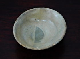 ⑤李朝刷毛目平盃２