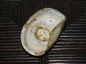 ①李朝鶏龍山編笠形盃１