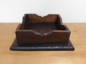 ③李朝木製台23 ６