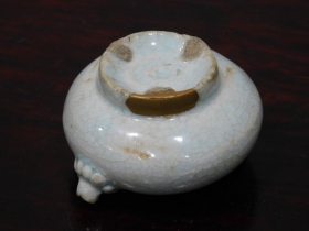 ⑥李朝白磁丸形水滴李朝初期５
