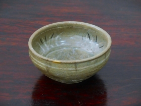 ⑪三島白黒象嵌盃1