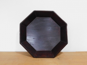 ②李朝木製八角盆ｂ 2