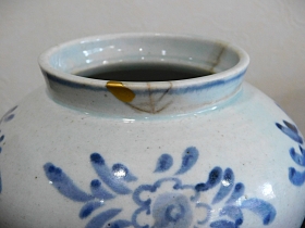 ⑤李朝染付花紋立壺小 6