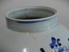 ④李朝後期分院染付立壺 6