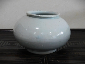 ⓶李朝初期白磁壺 1