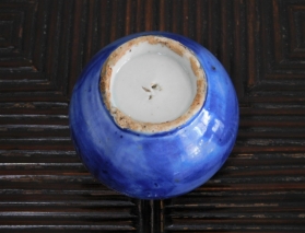 ④李朝瑠璃小壺丸壺３