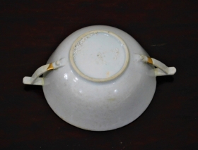 ⑪李朝白磁耳盃４