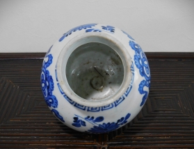 ③李朝後期分院染付丸壺 5