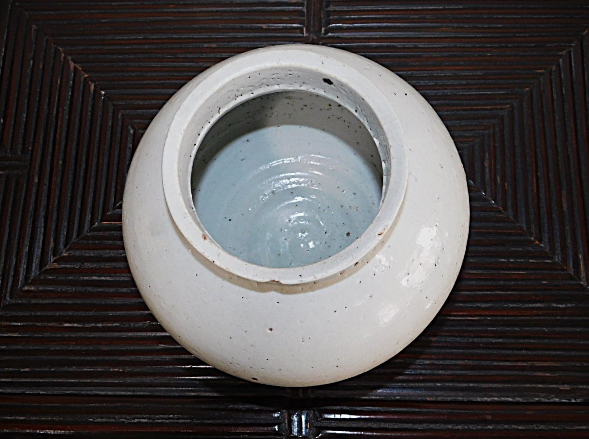 ⑦李朝白磁丸壺大 2
