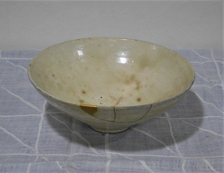 ①粉引茶碗２