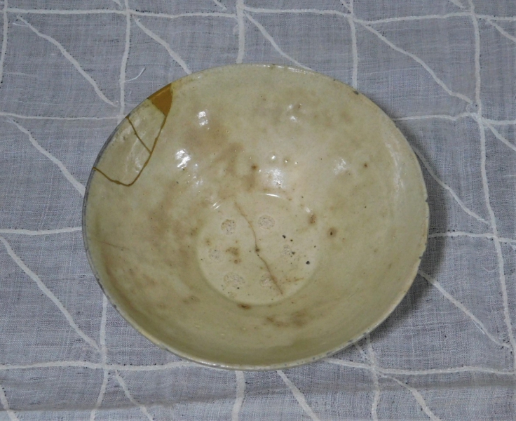 ①粉引茶碗５